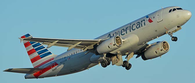 American Airbus A320-232 N650AW, Phoenix Sky Harbor, October 27, 2017